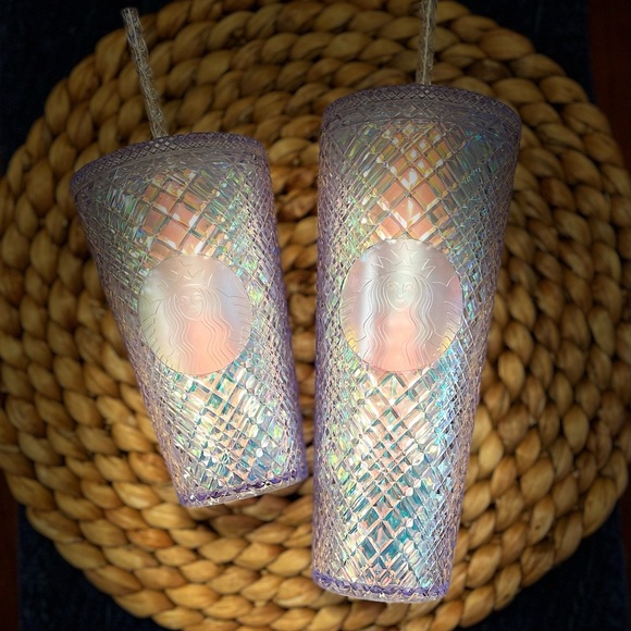 24 and 16 oz NWT Starbucks *2022 winter collection* tumblers - Picture 1 of 9